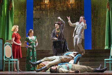 Despina and Don Alfonsa encourage the sisters, while Ferrando and Guglielmo pretend to be dead