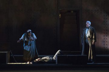 Giorgette and Michele in Gianni Schicchi