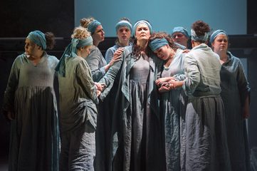 Iphegenie surrounded by women