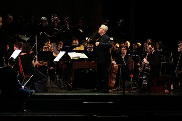 The ETO orchestra performing the St John Passion conducted by Jonathan Peter Kenny