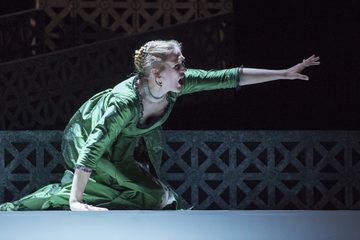 Tosca reaching out for help